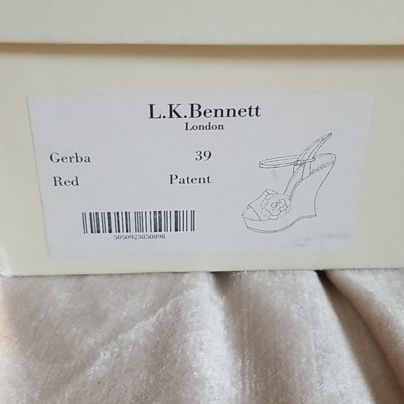 L.K.Bennett red edges floral shoe size 8-8 1/2 - Picture 11 of 11